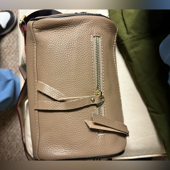 Genuine leather crossbody purse - Picture 2 of 6